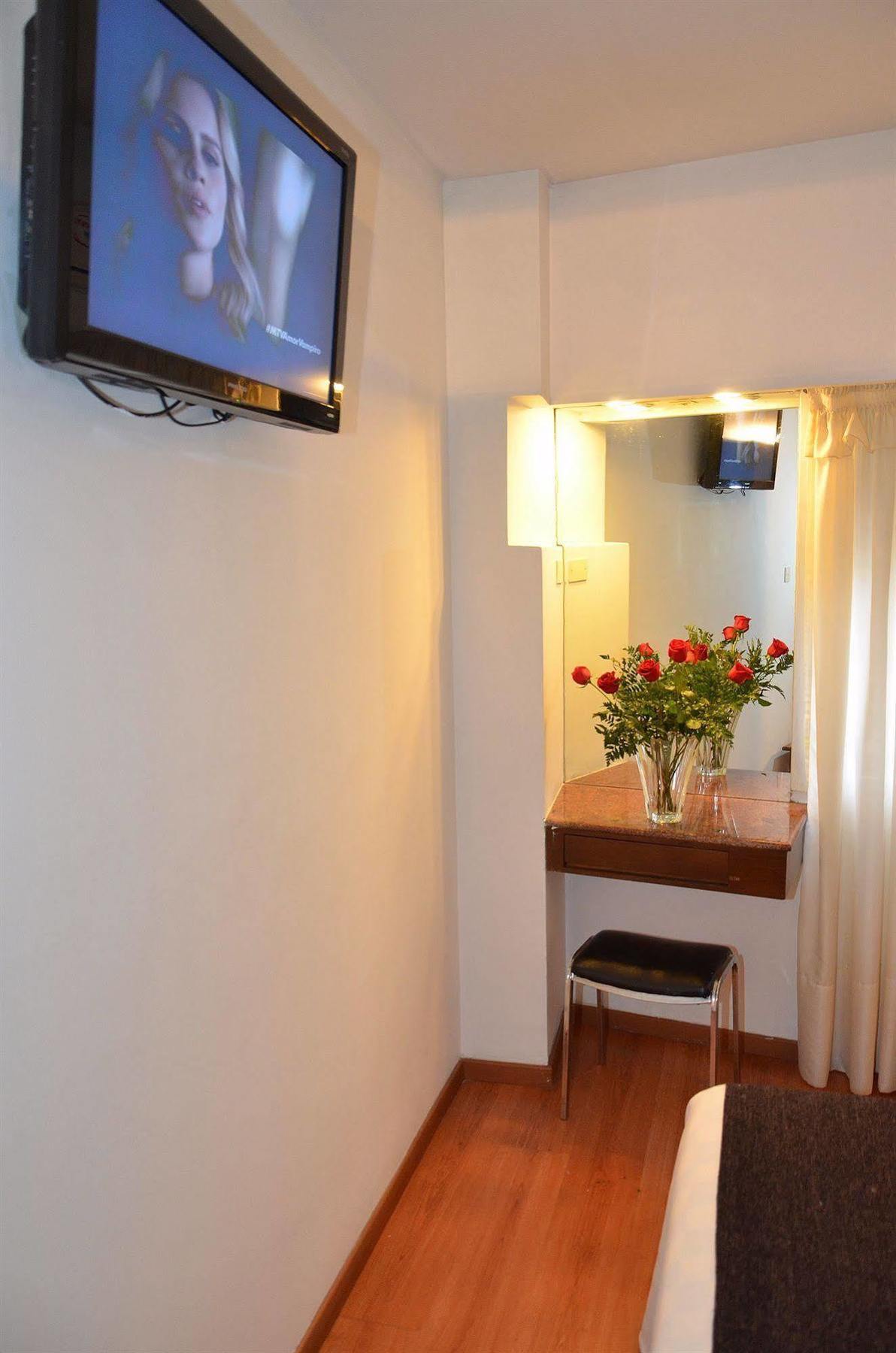 Ecuador Hotel Buenos Aires Eksteriør bilde