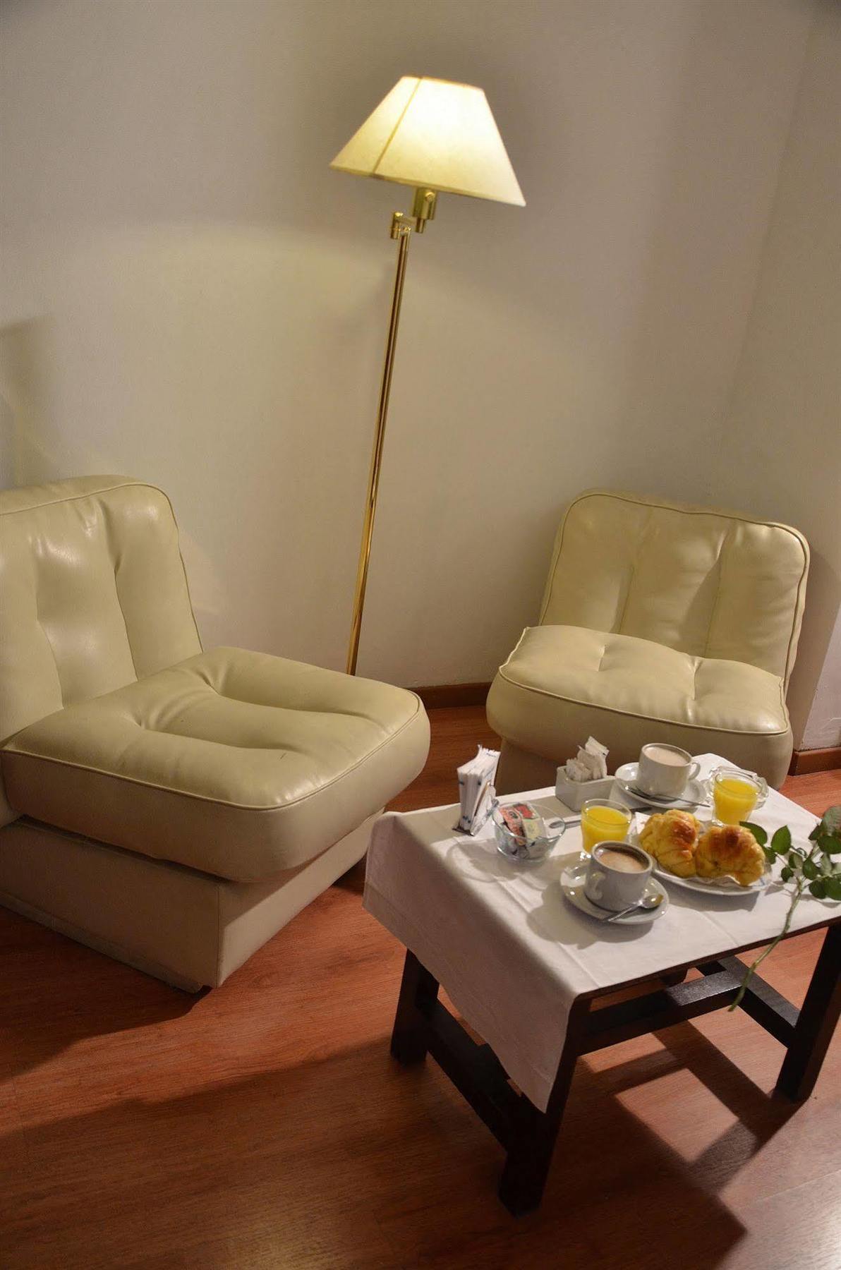 Ecuador Hotel Buenos Aires Eksteriør bilde