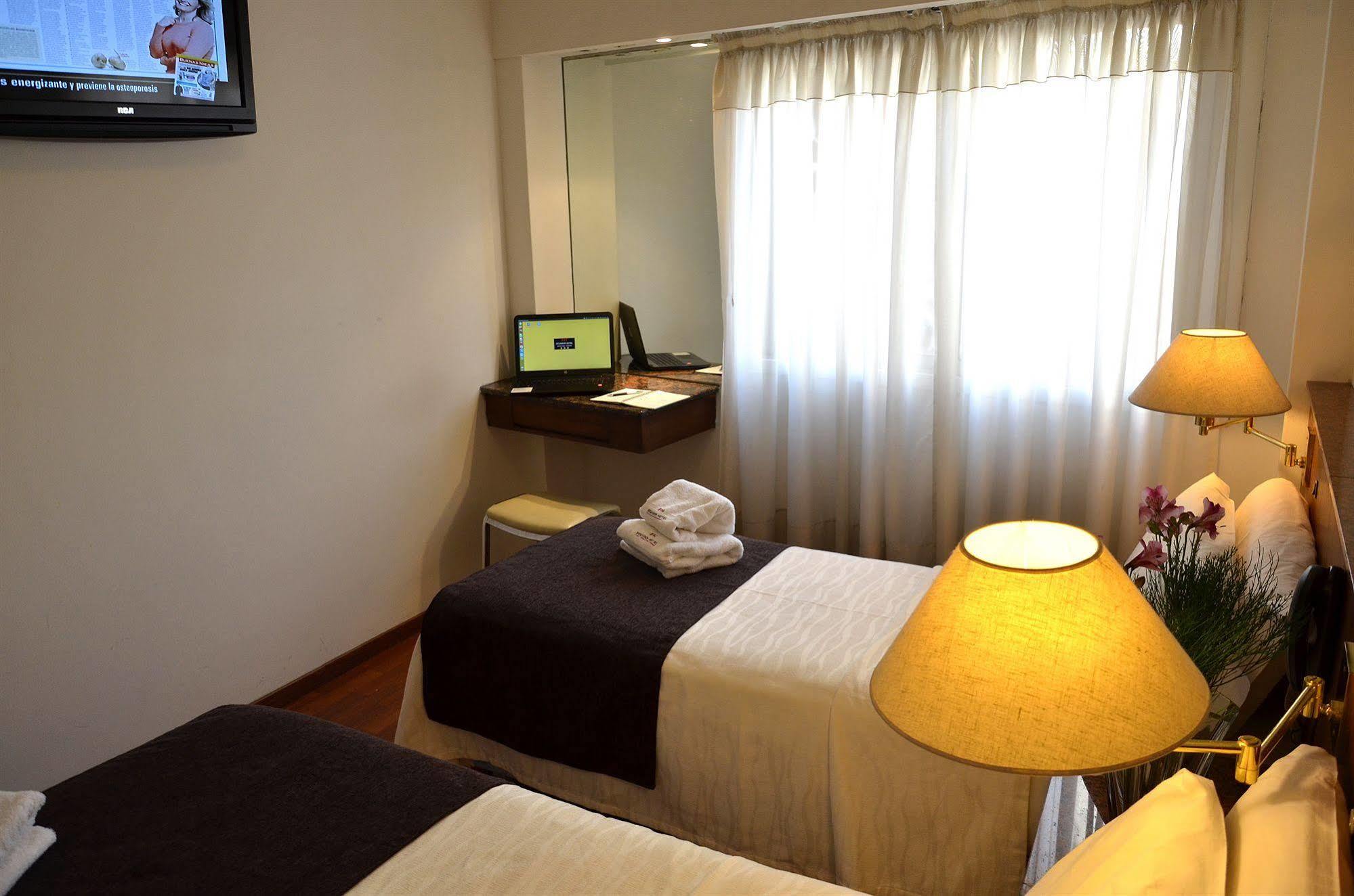 Ecuador Hotel Buenos Aires Eksteriør bilde